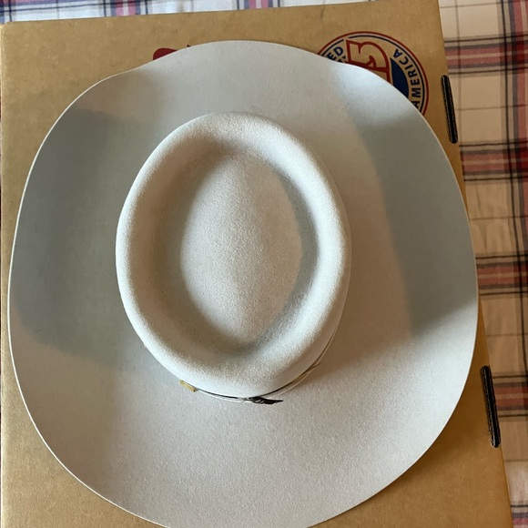 American Hat-6 7/8. Silver Sand 10x - Picture 4 of 4
